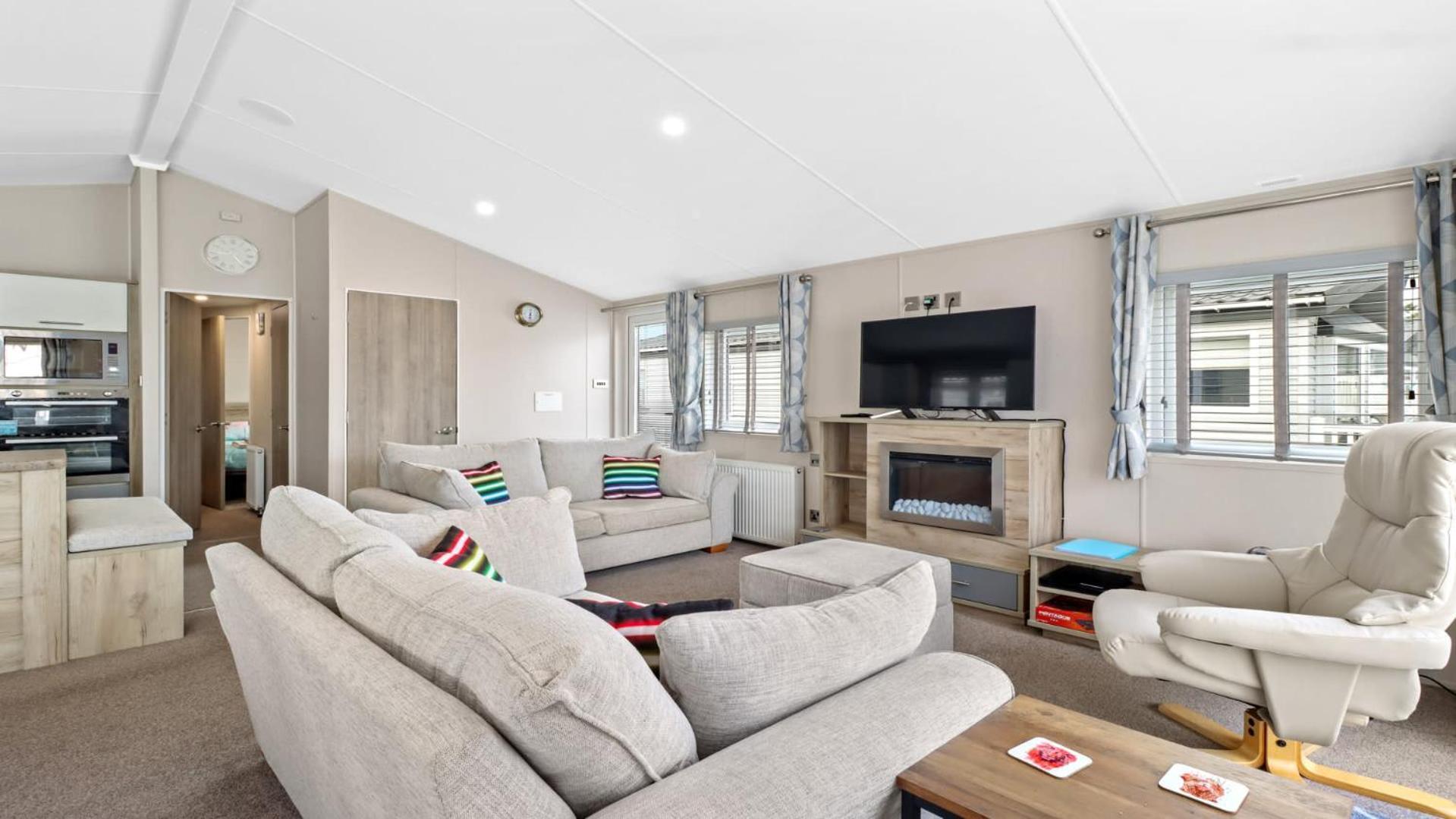 33 Beach Retreat Lodge Pevensey Bay Holiday Park Екстериор снимка