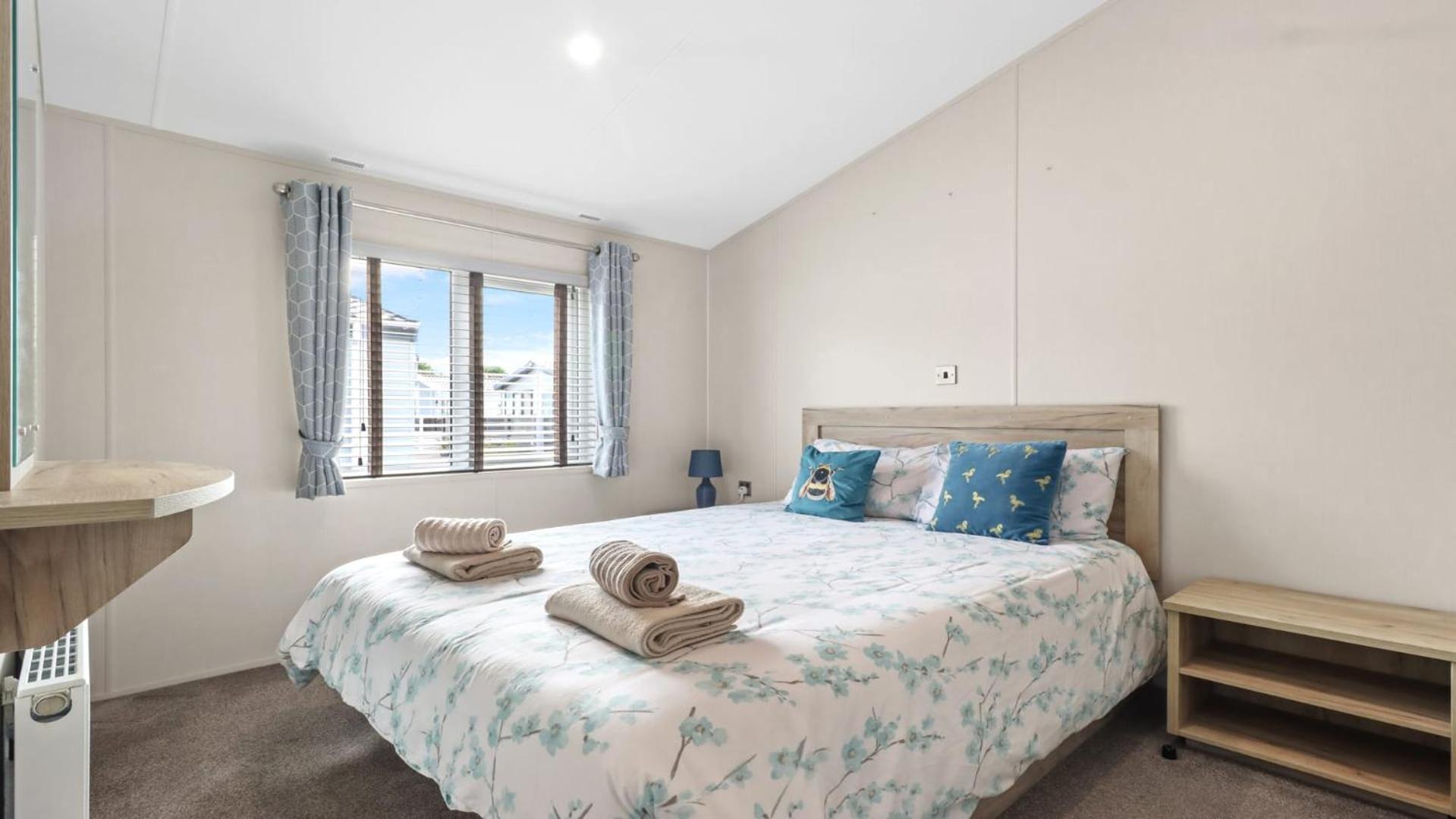 33 Beach Retreat Lodge Pevensey Bay Holiday Park Екстериор снимка