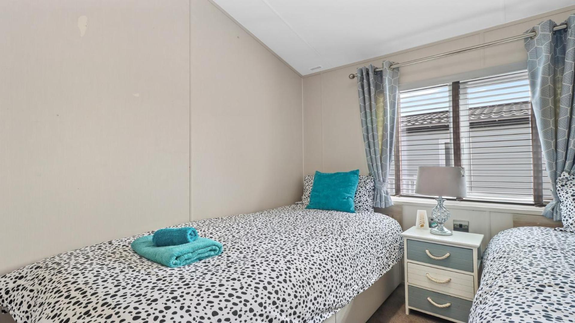 33 Beach Retreat Lodge Pevensey Bay Holiday Park Екстериор снимка