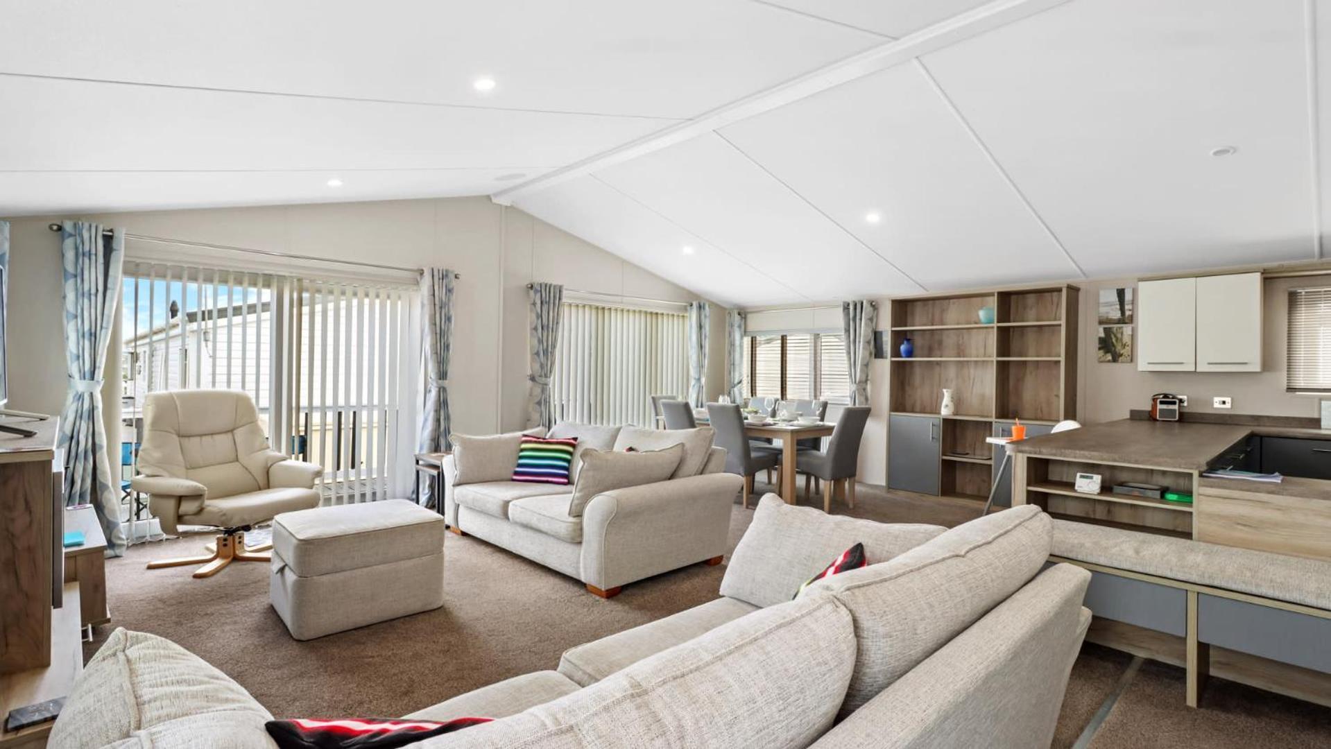 33 Beach Retreat Lodge Pevensey Bay Holiday Park Екстериор снимка