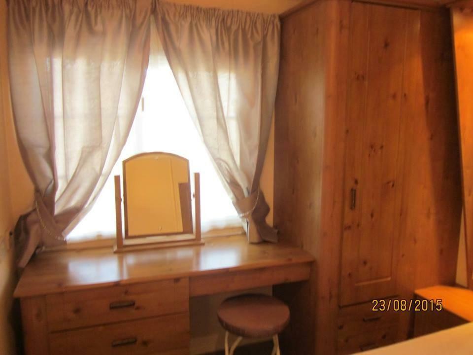 33 Beach Retreat Lodge Pevensey Bay Holiday Park Екстериор снимка