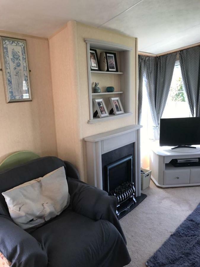 33 Beach Retreat Lodge Pevensey Bay Holiday Park Екстериор снимка