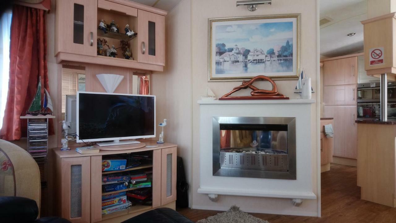33 Beach Retreat Lodge Pevensey Bay Holiday Park Екстериор снимка